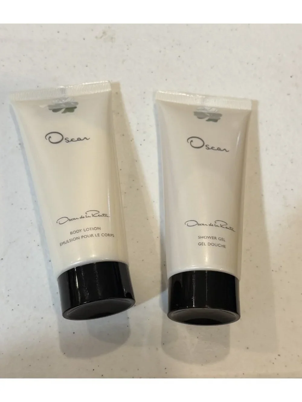 NEW Oscar de la Renta Set  Women Body Bath Shower Gel 3.4 fl. oz & Body Lotion